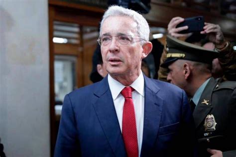 Aplazan Audiencia De Preclusión En Caso Contra Uribe