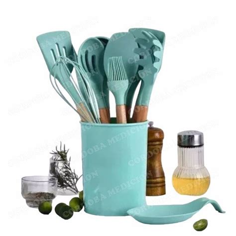 SET 13 UTENSILIOS COCINA SILICONA MANGO MADERA ORGANIZADOR VONNE CUSS