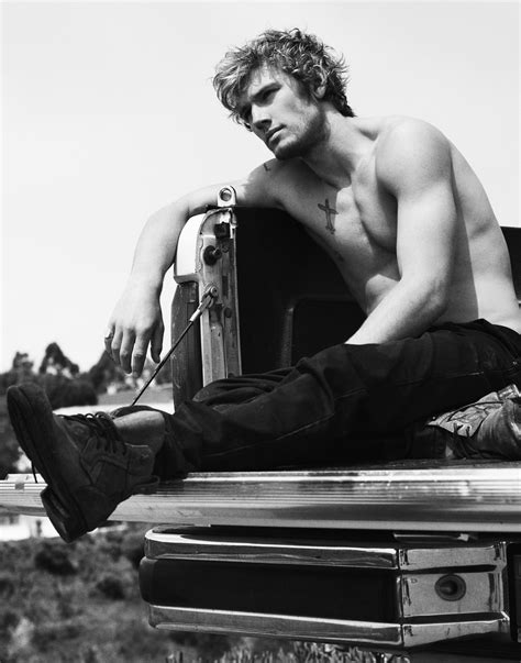 Poze Alex Pettyfer Actor Poza 16 Din 102 Cinemagiaro