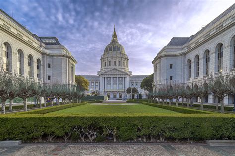 San Francisco City Hall Carrara Inc