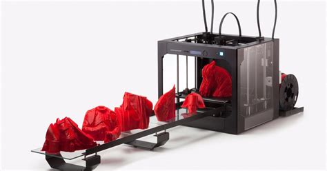 Build Plate Stack Feeds 3d Printer For Continuous Printing Possibilities