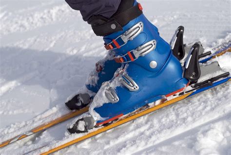 10 Tips To Buying Ski Boots