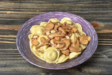 Mini Mushroom and Cheese Ravioli – Elite Gourmet Food – Glatt Kosher Foods