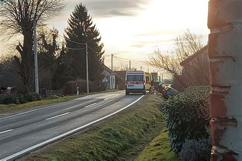 Upravo Javlja Policija U Bolnici Preminula Voza Ica Koja Je Autom