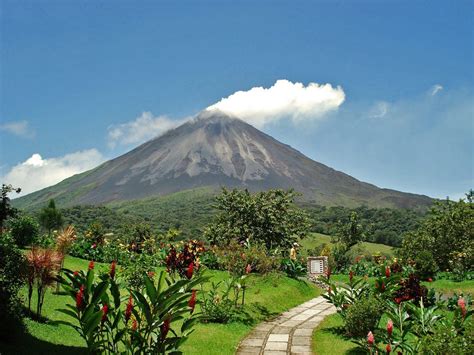 Did Arenal Volcano Enter Into Activity Again ⋆ The Costa Rica News