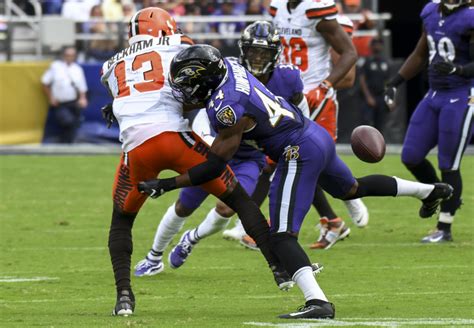 Ravens Say Marlon Humphrey Didn T Choke Odell Beckham Jr Yahoo Sports