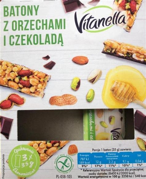 Batony Z Orzechami I Czekolad Vitanella Kalorie Kj A Nutri N