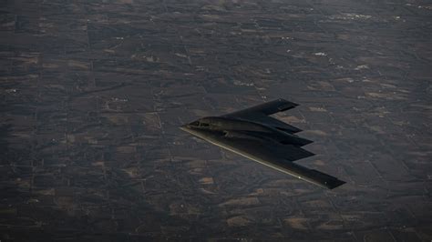 B 2 Spirit Makes Emergency Landing Catches Fire Following Malfunction