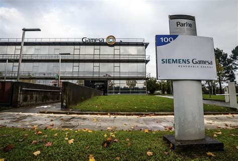 Siemens Gamesa pone a la venta ocho plantas de fabricación en España