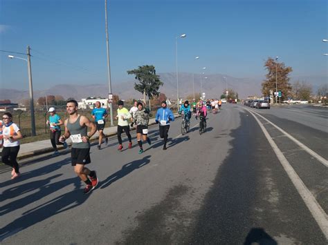 os hmimaraownios tyrnabos larisa stis  dekembrioy  irun