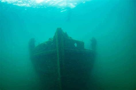 Lake Superior Shipwrecks: Explore 8 Famous Wrecks