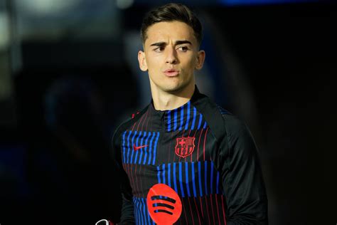 Gavi negocia con el enemigo del Barça