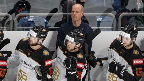 Eishockey Ehc Red Bull M Nchen Verpflichtet Schwedischen Verteidiger