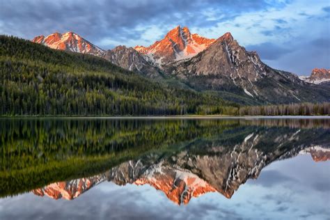 Rocky Mountains - United States - Around Guides