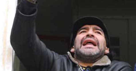 Estafaron A Maradona Con Un Cheque Falso De Us80 Mil Infobae