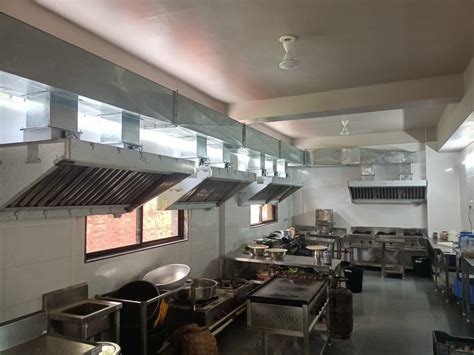 Rectangular Commercial Kitchen Chimney For Restaurant At Best Price In