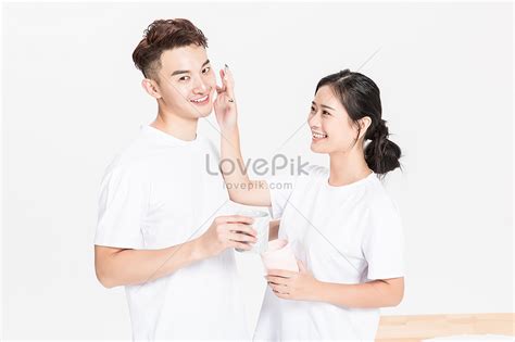 lovers playing  picture  hd     lovepik