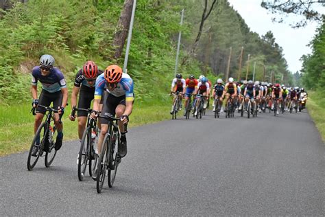 Courses Et R Sultats Avenir Cycliste De Bagn Res De Bigorre