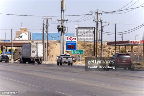 14 Midland Texas Petroleum Club Stock Photos High Res Pictures And