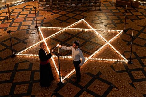 Survivors And Leaders Mark Holocaust Memorial Day BBC News