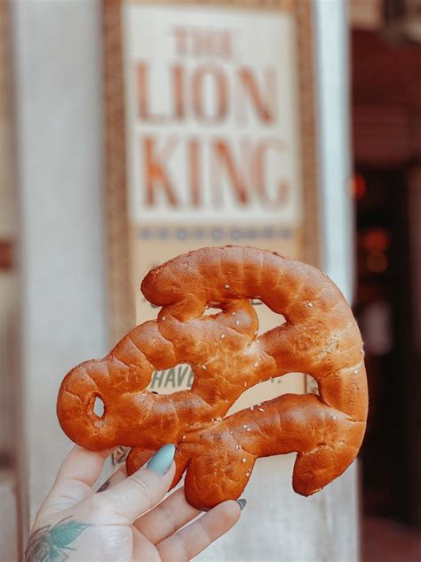 Simba Pretzel Animal Kingdom Food Animal Kingdom Disney Disney Food