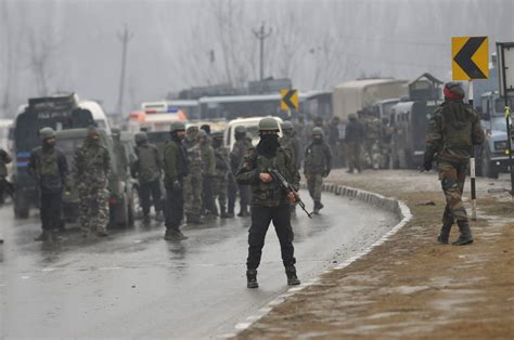 Fears of another India-Pakistan crisis after Kashmir attack
