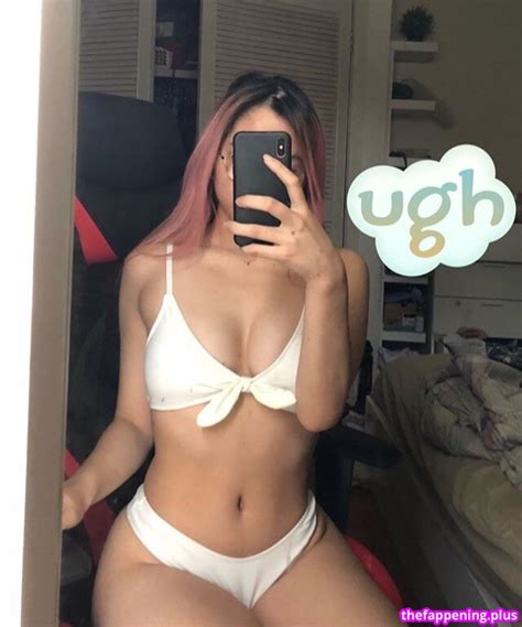 Martha Nguyen Marthangyn Vmynguyen Nude Onlyfans Photo The