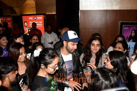 Photos Varun Dhawan Surprises The Audience Watching Bhediya At A