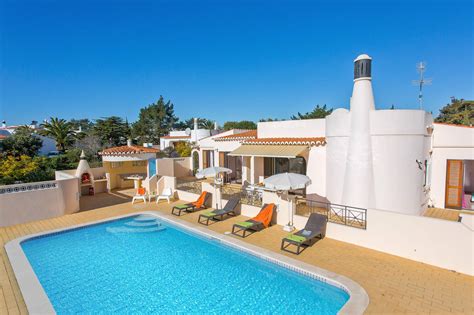 Villa Cor De Rosa In Carvoeiro Algarve Villa Plus