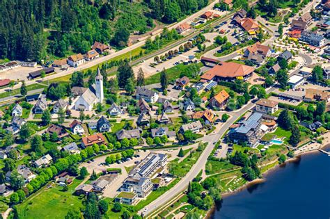 Titisee Neustadt Aus Der Vogelperspektive Ortskern Am Uferbereich In