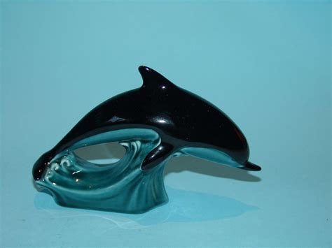 Figurka porcelanowa Delfin Poole Pottery Englan Starogard Gdański