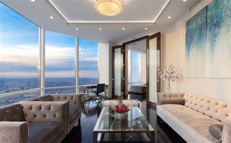 A Trump Tower Penthouse Unit Takes Its Fifth Price Cut – Chicago Magazine