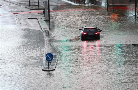 Sturm Zoltan zieht über Deutschland Auch am Freitag wird Chaos