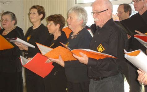 Maison de retraite La chorale de Pont l Abbé a enchanté Le Télégramme