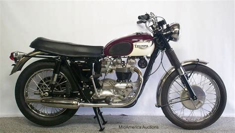 1967 Triumph Bonneville Webbikeworld