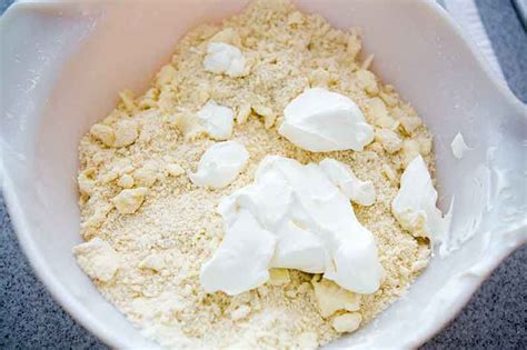 No Fail, Sour Cream Pie Crust Recipe