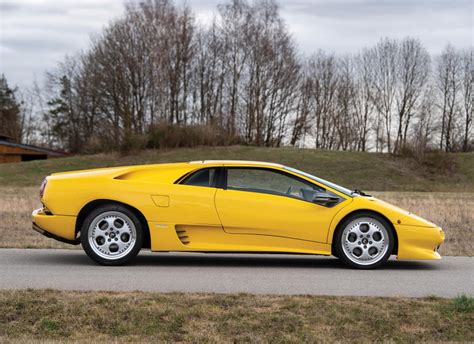 Supercar Lamborghini Diablo Countach