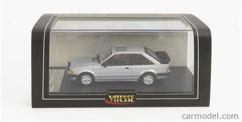 VITESSE T9 43092 Escala 1 43 FORD ENGLAND ESCORT MKII XR3i 1983