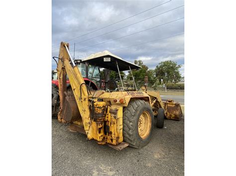 MASSEY FERGUSON BACKHOE for sale