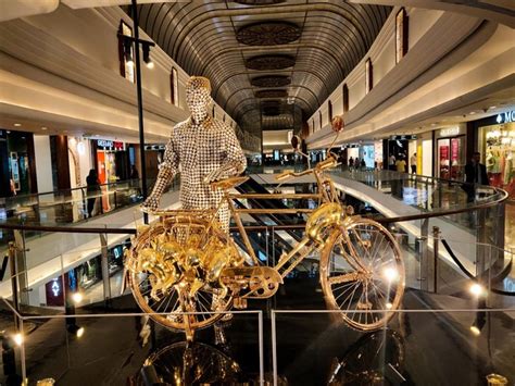 The 10 Best Shopping Malls in Mumbai