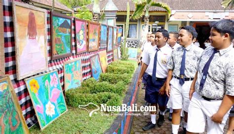 Contoh Poster Pameran Seni Rupa Di Sekolah Lukisan