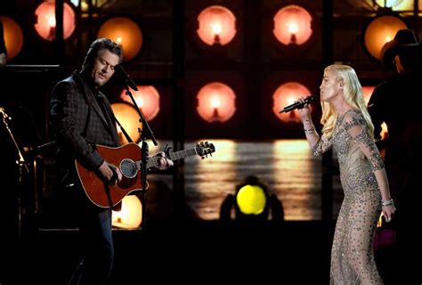 Gwen Stefani And Blake Shelton Take Their Love To The Billboard Music Awards Huffpost