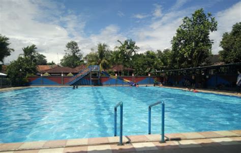 Water Boom Ma Arip Tasik Tempat Wisata Di Tasikmalaya Daftar Paling