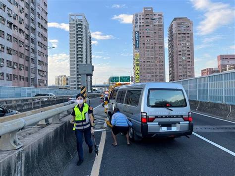 送教友回家途中車禍 車上8人6人傷 社會 自由時報電子報