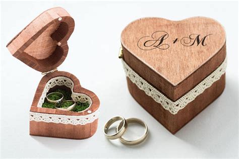 25 Beautiful Wedding Ring Holders Zen Merchandiser