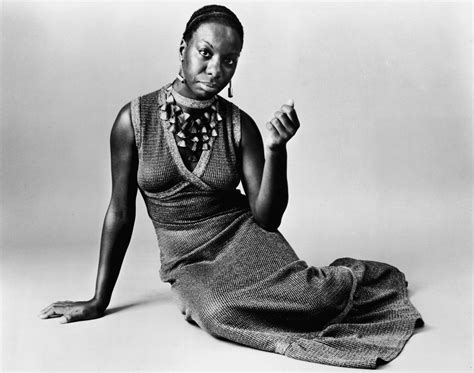 Nina Simone La Vita E La Musica Della Sacerdotessa Del Soul