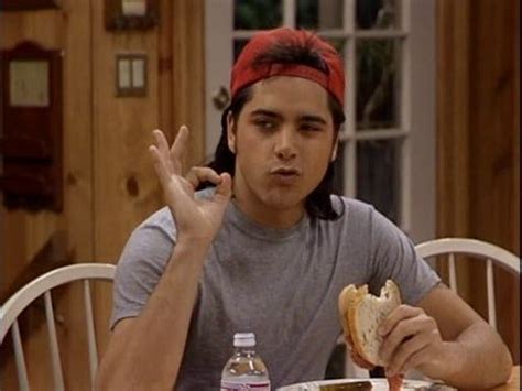 17 Unforgettable Uncle Jesse Outfits From Full House That Prove John