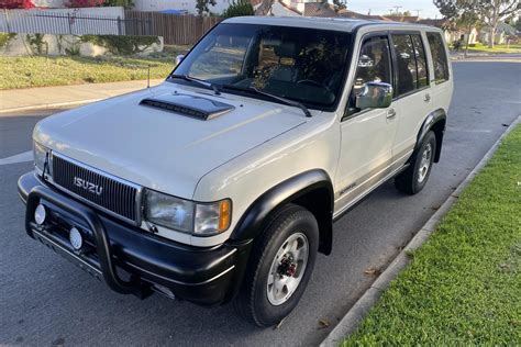 No Reserve Diesel Powered 1996 Isuzu Trooper Limited 4x4 5 Speed For