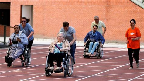 Wheelchair race, pancake toss: Brussels debuts ‘Olympics for Seniors ...