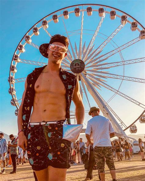 Best Coachella Outfits For Men